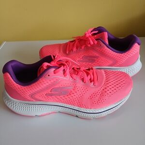 Skechers Women's Neon Pink Athletic Shoes